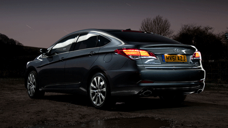 Hyundai i40 Saloon Images