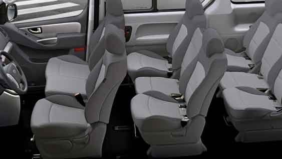 Hyundai i800 images