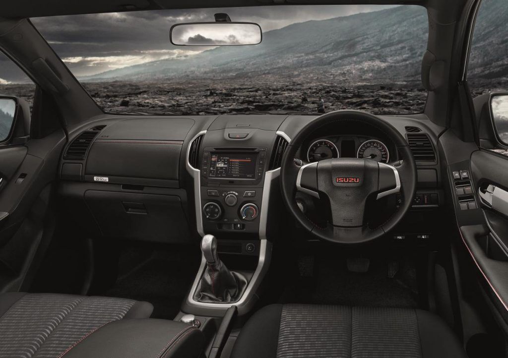Isuzu D-MAX Fury Images