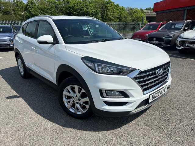 Hyundai Tucson 1.6 Se Nav Crdi 2Wd Diesel White