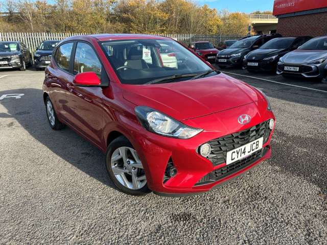 Hyundai i10 5dr Hat 1.0 Mpi 67ps SE Connect Hatchback Petrol Dragon Red