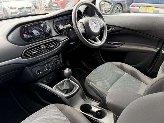 2019 Fiat Tipo 5dr Hat 1.4 95hp Easy