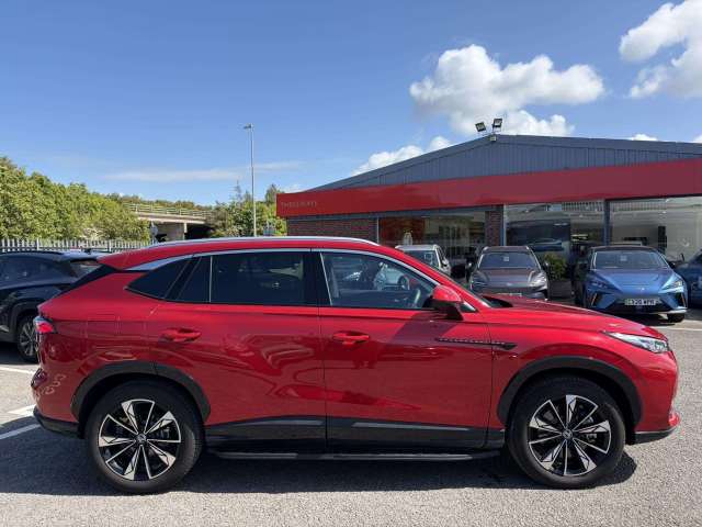 2026 MG Motor UK HS 5dr Hat 1.5 T-gdi Phev Trophy Au