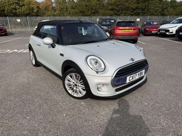 Mini Convertible 1.5 CON Petrol Silver
