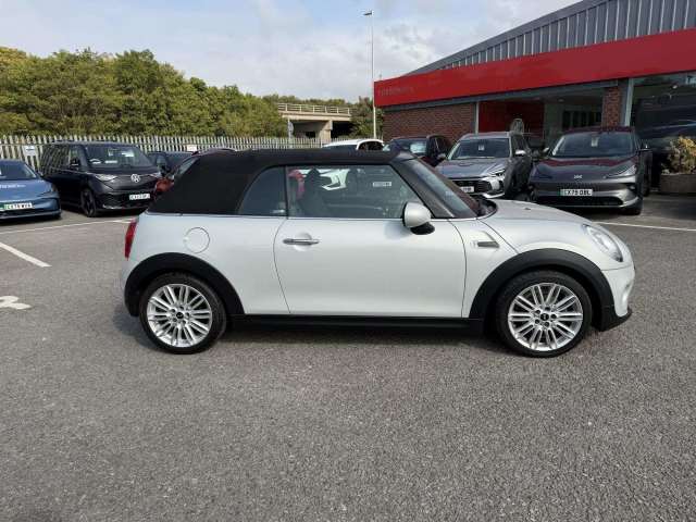 2017 Mini Convertible 1.5 CON