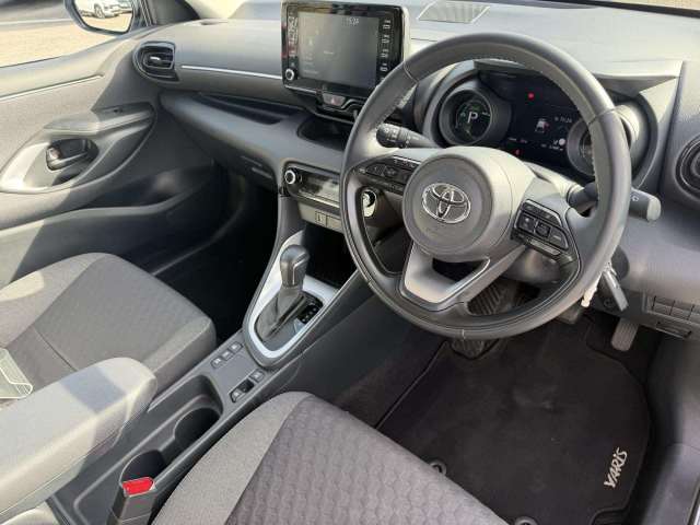 Toyota Yaris 1.5 Design Hev Cvt