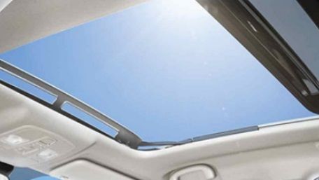 Suzuki Vitara Images