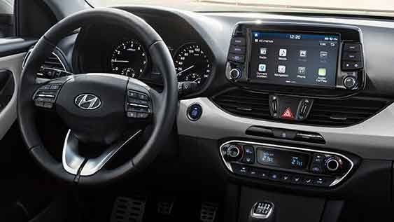 Hyundai i30 Fastback Images