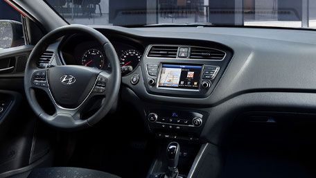 Hyundai i20 Images
