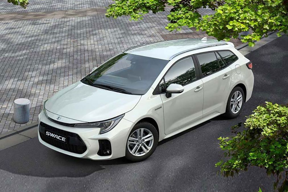 Suzuki Swace Image Gallery