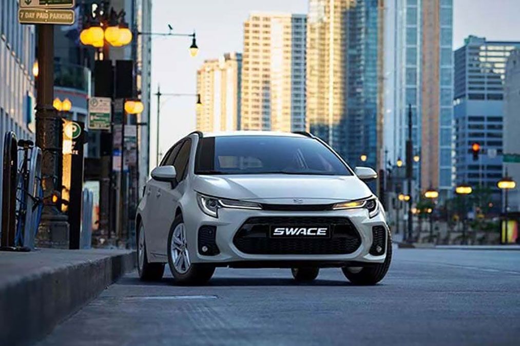 Suzuki Swace Image Gallery